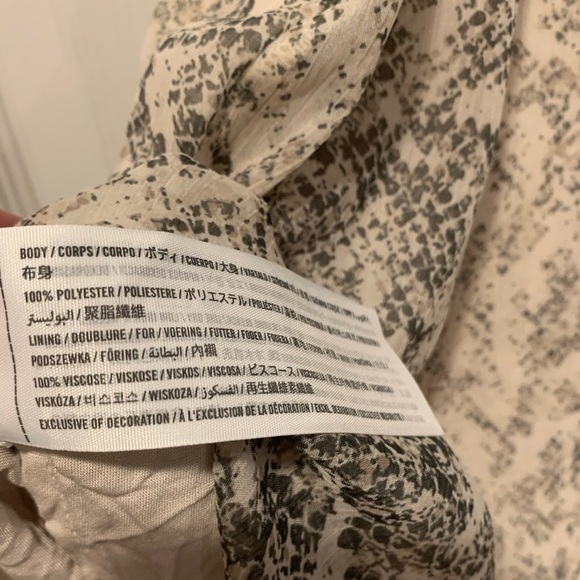 Abercrombie & Fitch Snakeskin Short Sleeve Wrap Mini Dress - Picture 6 of 6